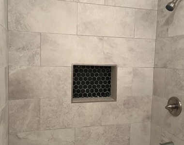 1433 Helon Street - Photo Thumbnail 6