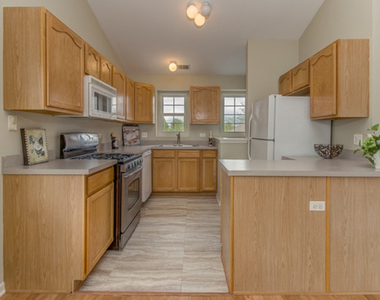 2607 Sheehan Court - Photo Thumbnail 4