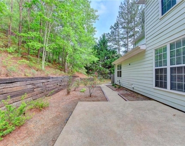 410 Ruby Forest Parkway - Photo Thumbnail 27