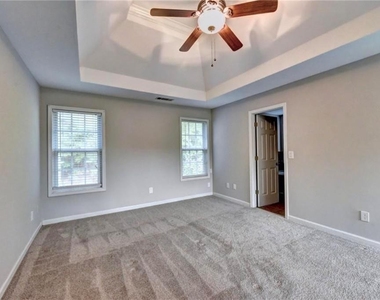 410 Ruby Forest Parkway - Photo Thumbnail 15