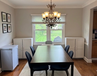 552 Dawes Avenue - Photo Thumbnail 9