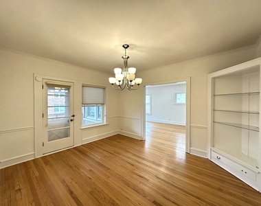 2611 Walnut Street - Photo Thumbnail 5
