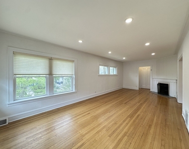 2611 Walnut Street - Photo Thumbnail 9