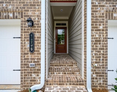 1856 Terrewood Drive - Photo Thumbnail 2