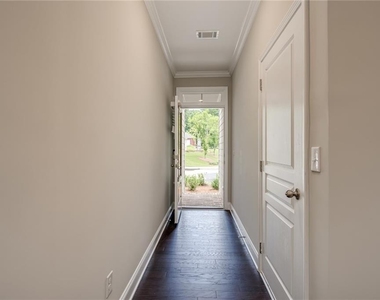 1856 Terrewood Drive - Photo Thumbnail 4