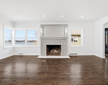 297 E Lakeview Avenue - Photo Thumbnail 18