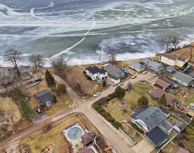 297 E Lakeview Avenue - Photo Thumbnail 59