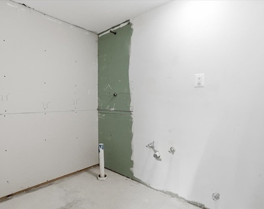 297 E Lakeview Avenue - Photo Thumbnail 48