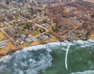 297 E Lakeview Avenue - Photo Thumbnail 62