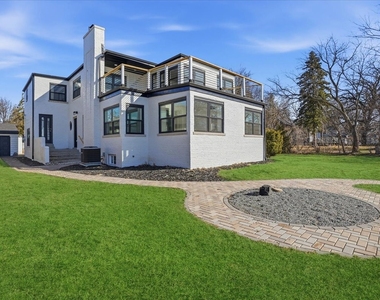 297 E Lakeview Avenue - Photo Thumbnail 53