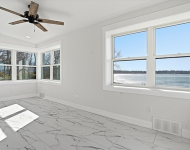 297 E Lakeview Avenue - Photo Thumbnail 26