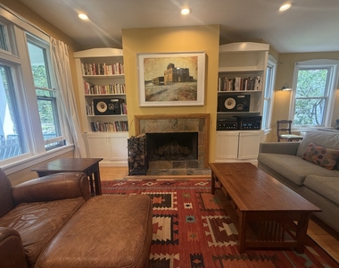 1004 Ashland Avenue - Photo Thumbnail 4