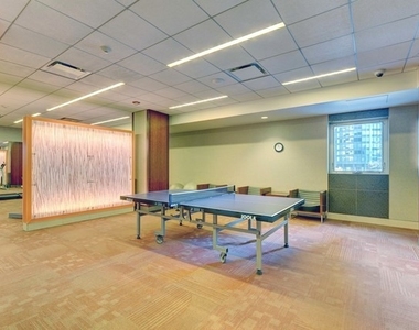 400 E Randolph Street - Photo Thumbnail 16