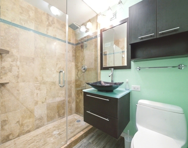 400 E Randolph Street - Photo Thumbnail 9