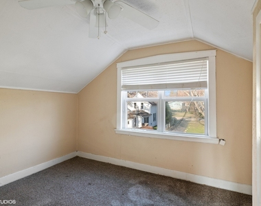 130 4th Street - Photo Thumbnail 9