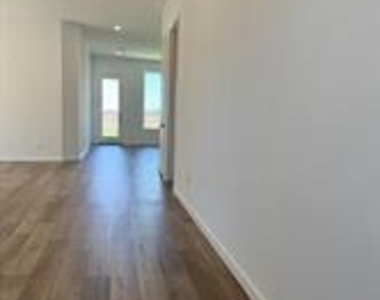 26227 Forest Brush Lane - Photo Thumbnail 9