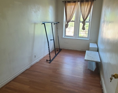 1 bed Affordability  with all utility at east 59th  - Photo Thumbnail 2