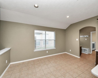 24822 Diamond Run Court - Photo Thumbnail 31