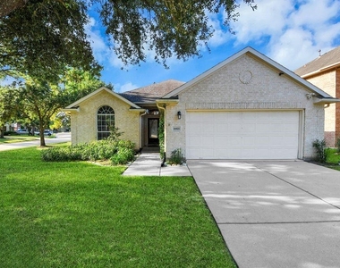 24822 Diamond Run Court - Photo Thumbnail 4
