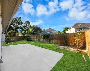 24822 Diamond Run Court - Photo Thumbnail 39
