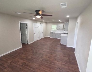 7343 Le Havre Road - Photo Thumbnail 1