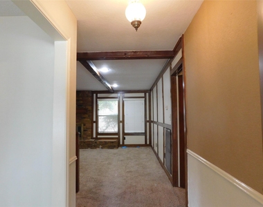 4 Kingsley Court - Photo Thumbnail 1
