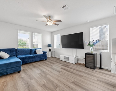 14839 Slow River Ave - Photo Thumbnail 9