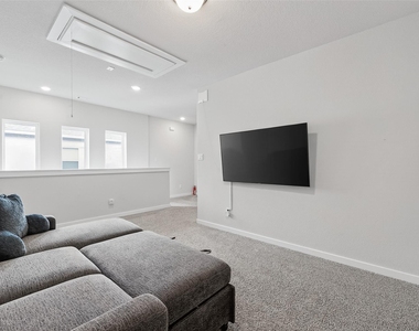 14839 Slow River Ave - Photo Thumbnail 25