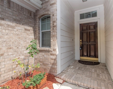 4822 Bonny Loch Lane - Photo Thumbnail 2