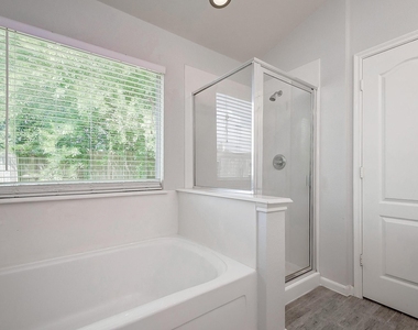 5506 Gable Meadows Drive - Photo Thumbnail 16