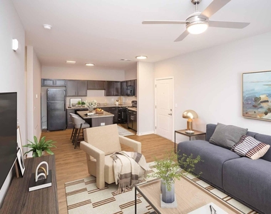 10001 Oak Bridge Cir - Photo Thumbnail 4