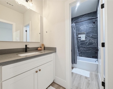 5632 Bertellis Lane - Photo Thumbnail 17