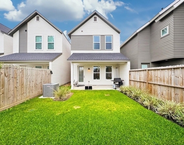 5632 Bertellis Lane - Photo Thumbnail 19