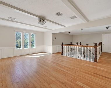 11302 Hylander Drive - Photo Thumbnail 23