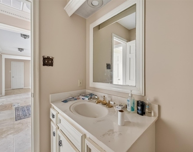 11302 Hylander Drive - Photo Thumbnail 29