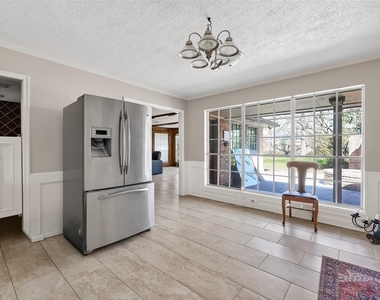 11302 Hylander Drive - Photo Thumbnail 12