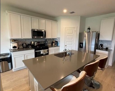 3103 Langley Bend Lane - Photo Thumbnail 3