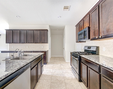 29222 Dunns Creek Court - Photo Thumbnail 11