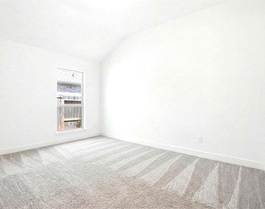 2202 Mallow Lane - Photo Thumbnail 25