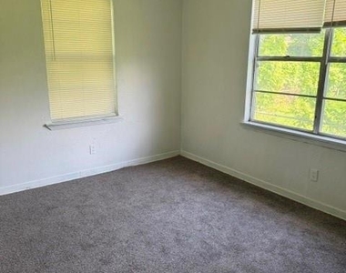 4602 Woolworth Street - Photo Thumbnail 6