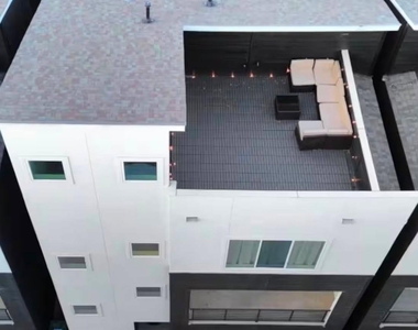 502 Schweikhardt Street - Photo Thumbnail 3