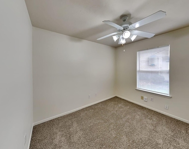 15911 Imperial Forest Lane - Photo Thumbnail 2