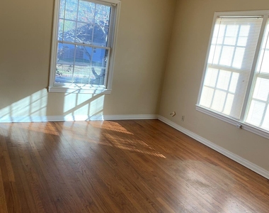 1317 Sneed Drive - Photo Thumbnail 4