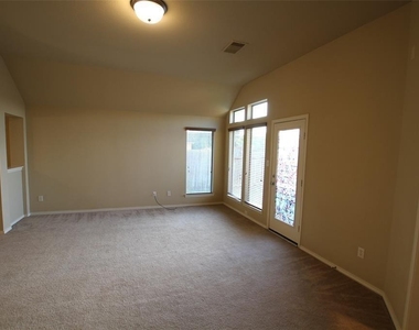 4510 Long Creek Drive - Photo Thumbnail 5
