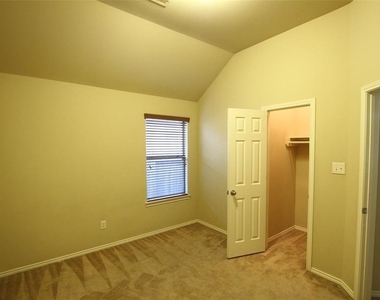 4510 Long Creek Drive - Photo Thumbnail 21