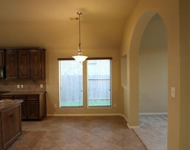 4510 Long Creek Drive - Photo Thumbnail 8