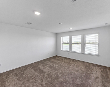 1029 Laguna Cove Drive - Photo Thumbnail 18