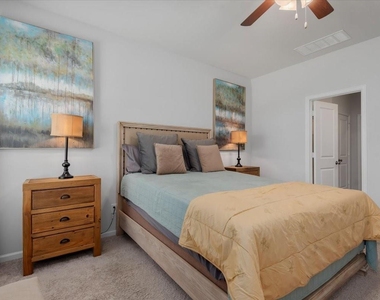 5728 Palm Flower Drive - Photo Thumbnail 9