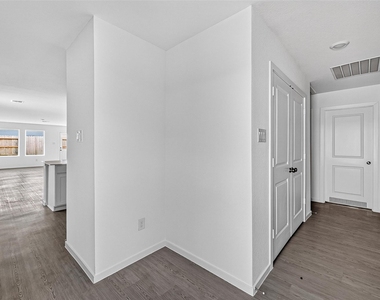 26843 Cascade Sunrise Street - Photo Thumbnail 5