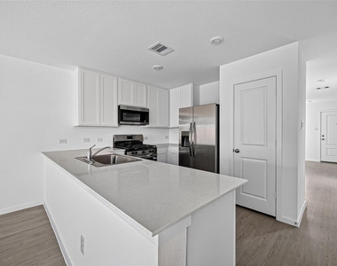 26843 Cascade Sunrise Street - Photo Thumbnail 10